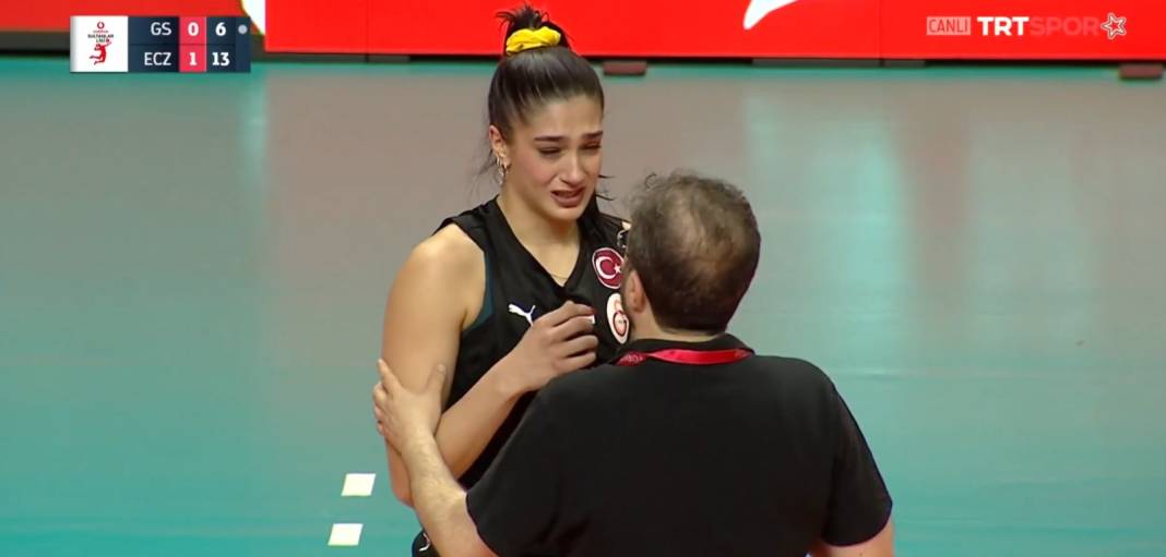 Galatasaray'da hesapları bozan sakatlık: Göz yaşlarını tutamadı 6